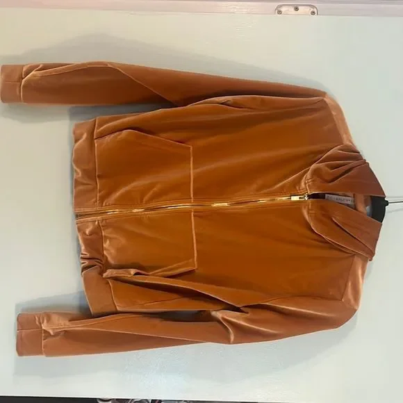 Size small velour hoodie - Picture 3 of 4